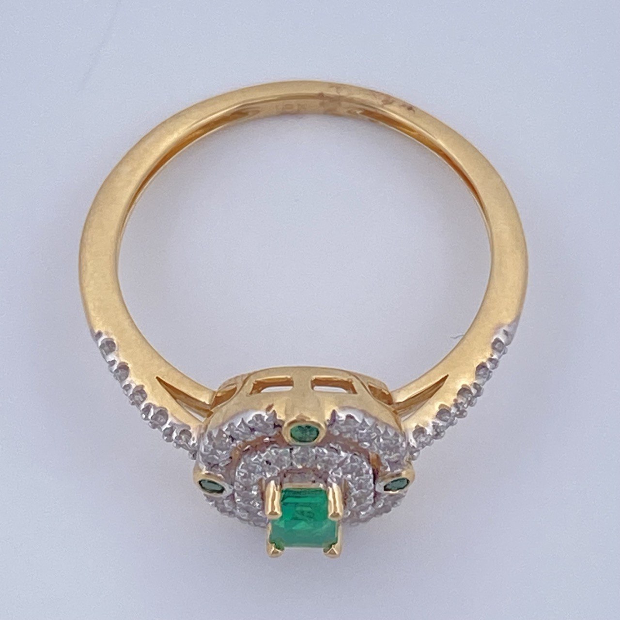 Essence Emerald Ring 2.75gr / Size 6 / Two Tone Yellow White 18K +