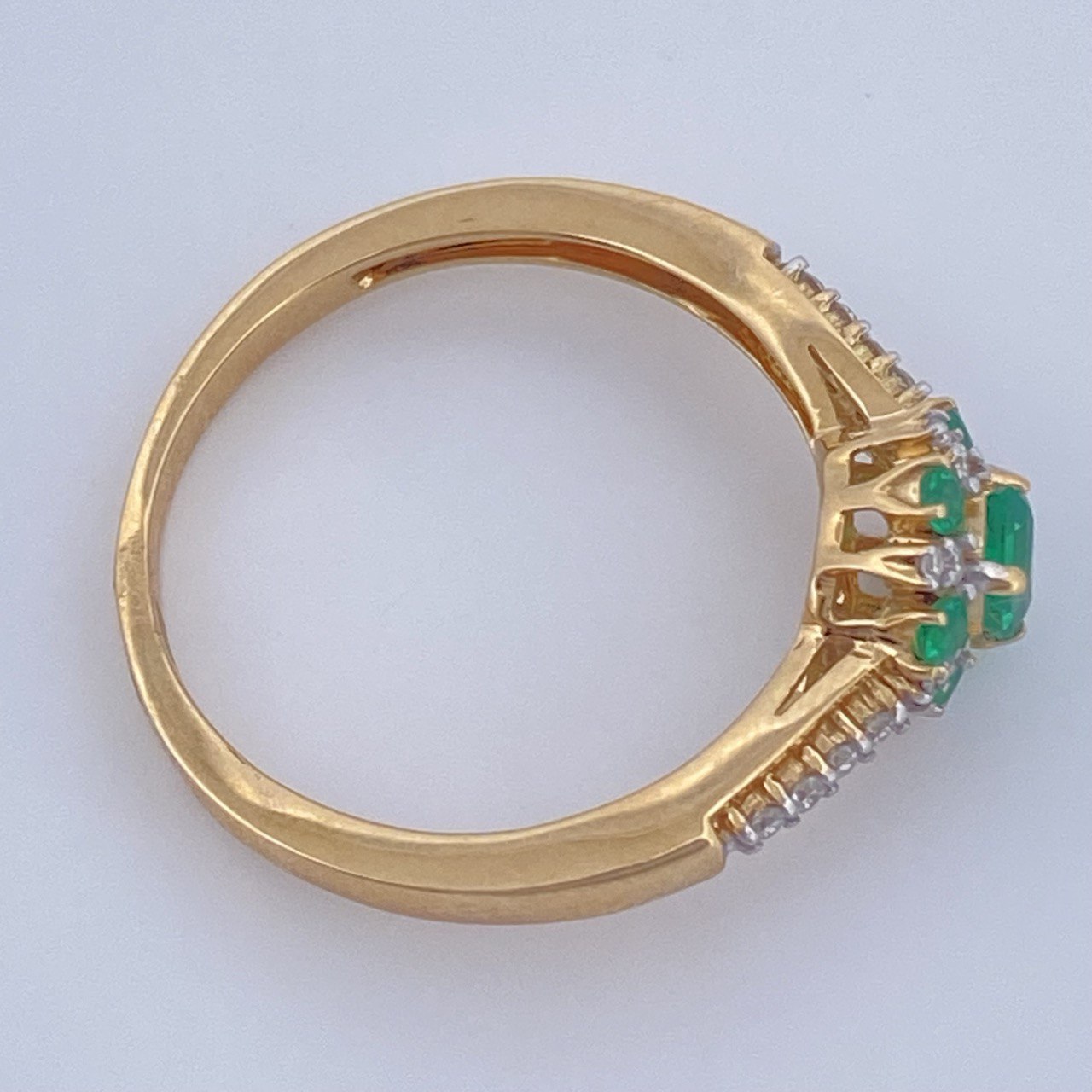 Halo Churumbela Emerald Ring 3.05gr / Size 7 1/4 / Two Tone Yellow White 18K +