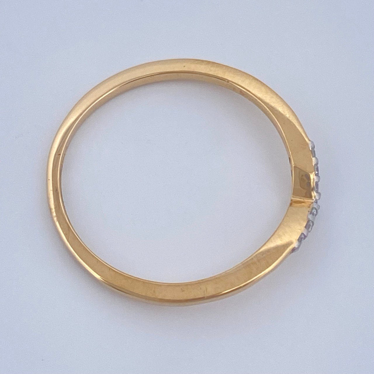 Tiara Diamond Ring 1.35gr / Size 7 / Two-tone Yellow White 18K Gold &