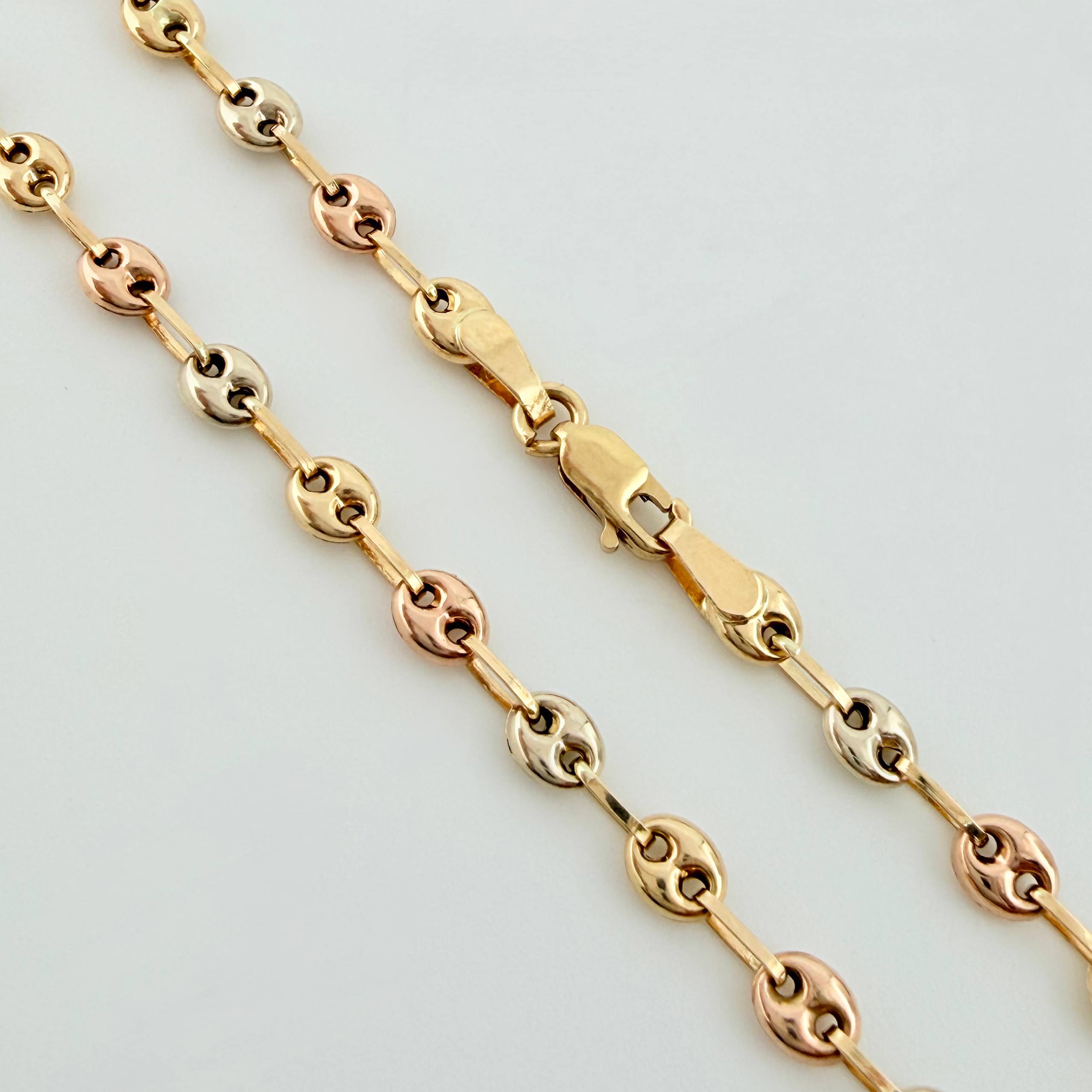 Cadena Gucci 5.15gr / 18 in / 3.3mm Oro Amarillo 18K ©