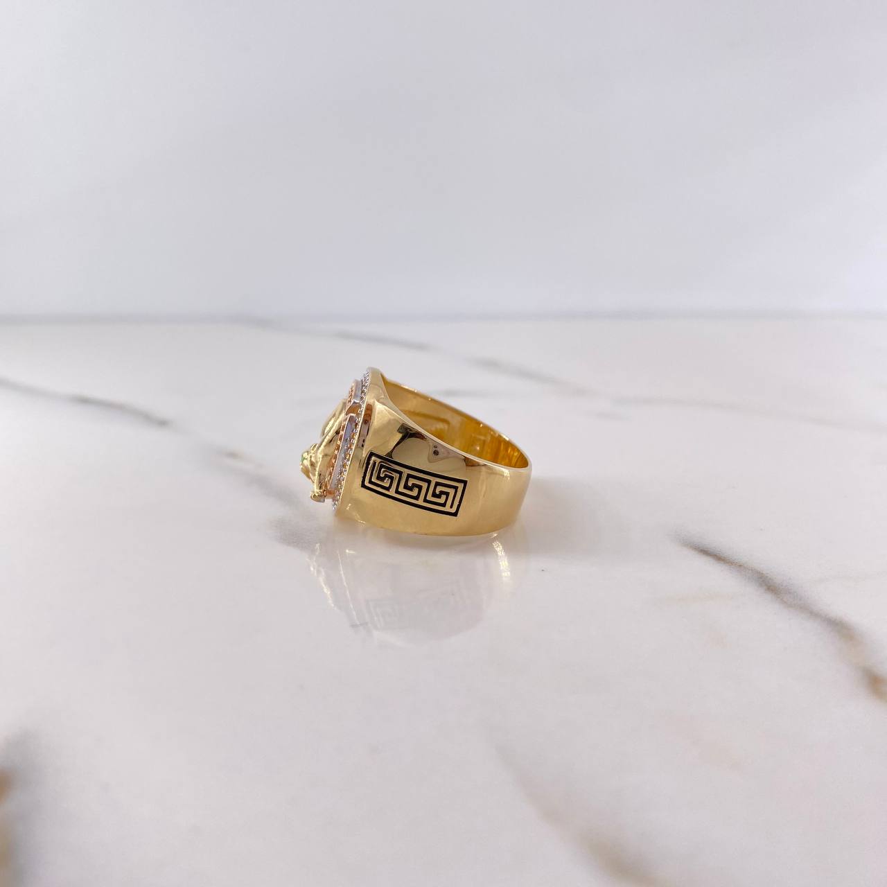 Tribal Panther Ring 9.25gr / Size 10 / White and Green Zircons Three 18K Golds &