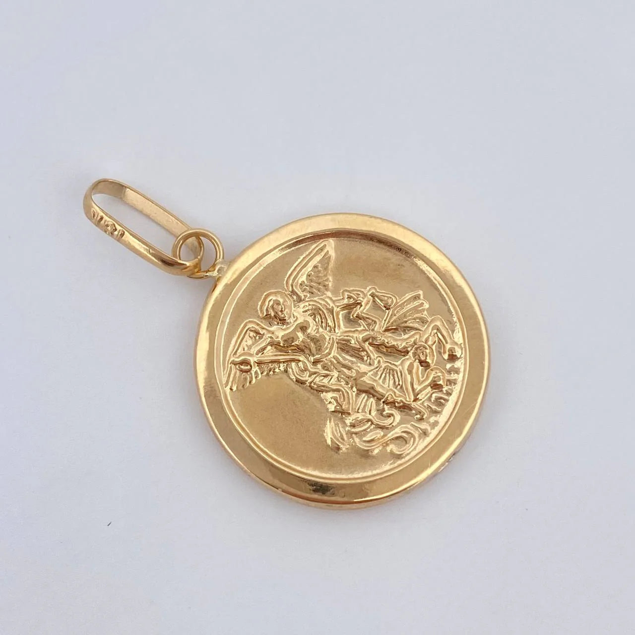 Pendant Circle Saint Michael Archangel 1.35 g / 1 in Yellow Gold 18K