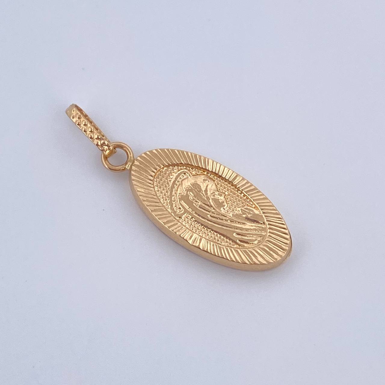 Dije Virgen Maria 1.05gr / 2.5cm / Oro 18K $
