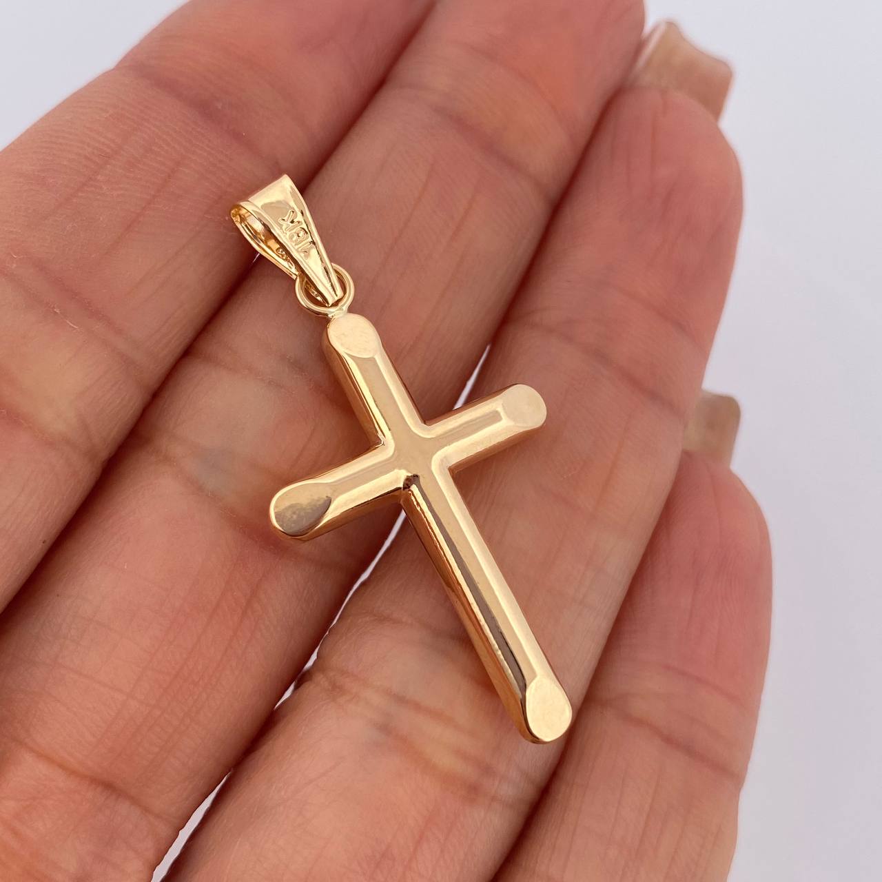 Pendant Cross 1.7gr / 3.8cm (1.5in) / 18K Gold $