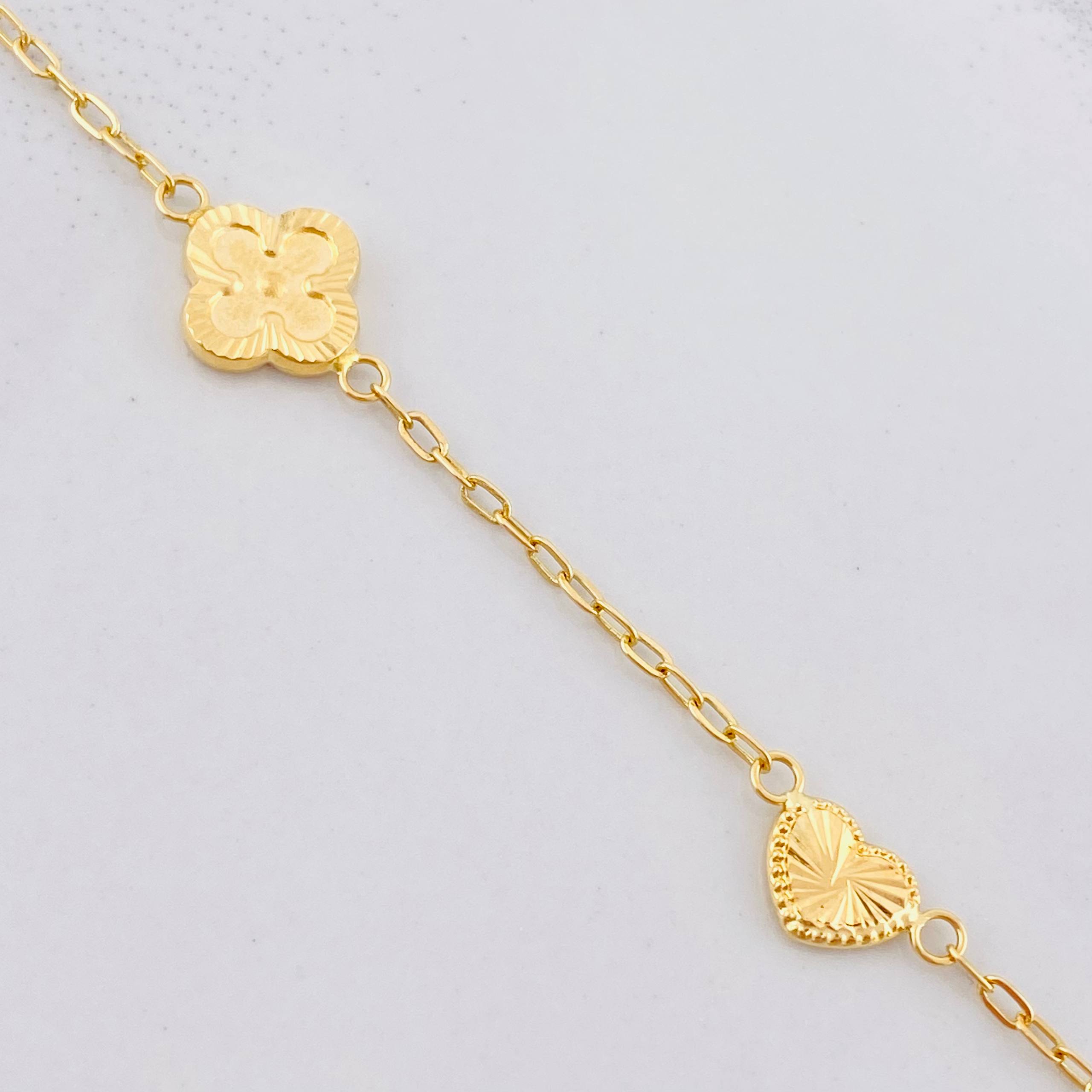 Pulso Aro Seguido Trébol y Corazón Diamantados 2.55g / 7 1/4 in / 1.65mm Oro Amarillo 18K