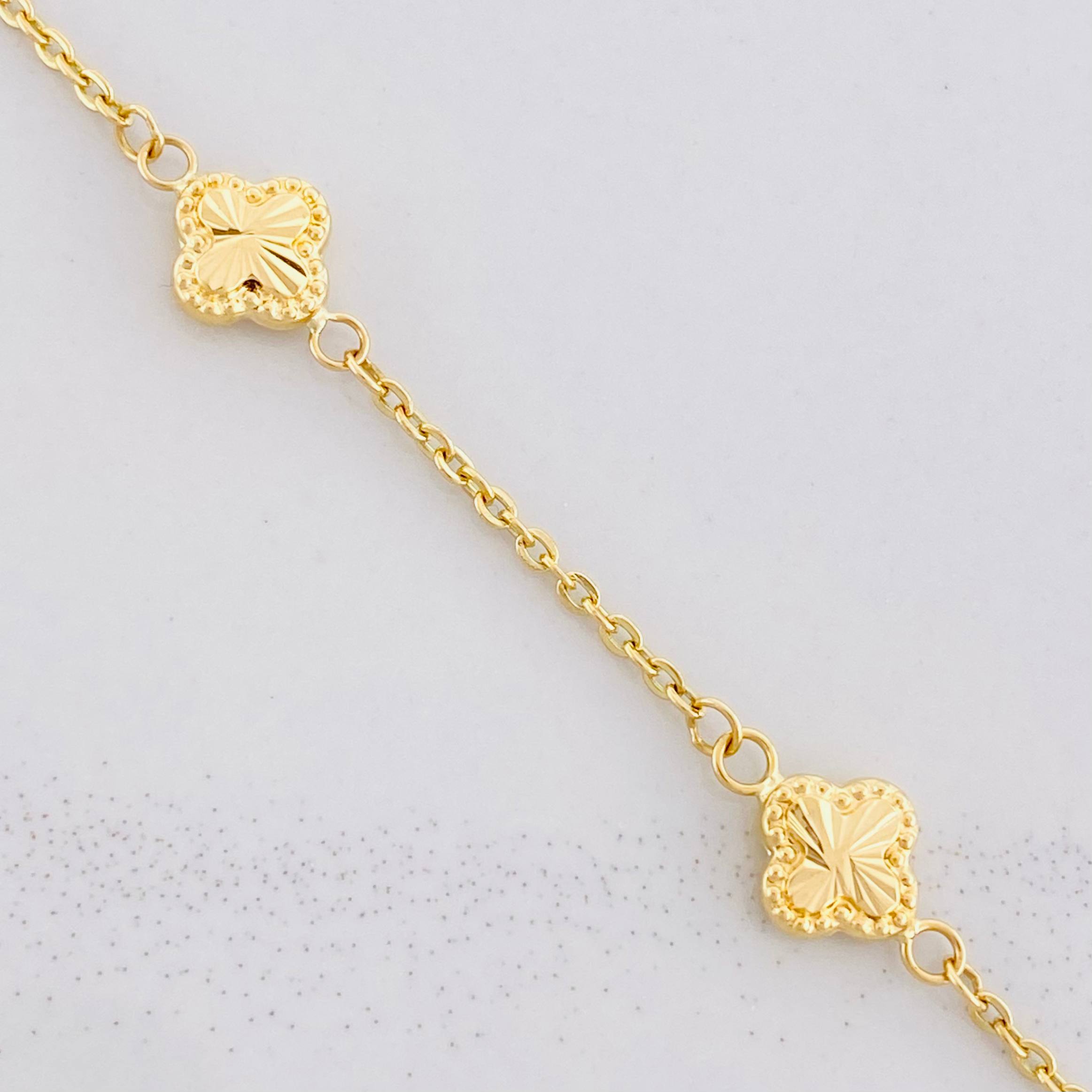 Classic Link Bracelet Diamond Cut Clover 2.6g / 7 1/4 in / 1.55mm 18K Yellow Gold