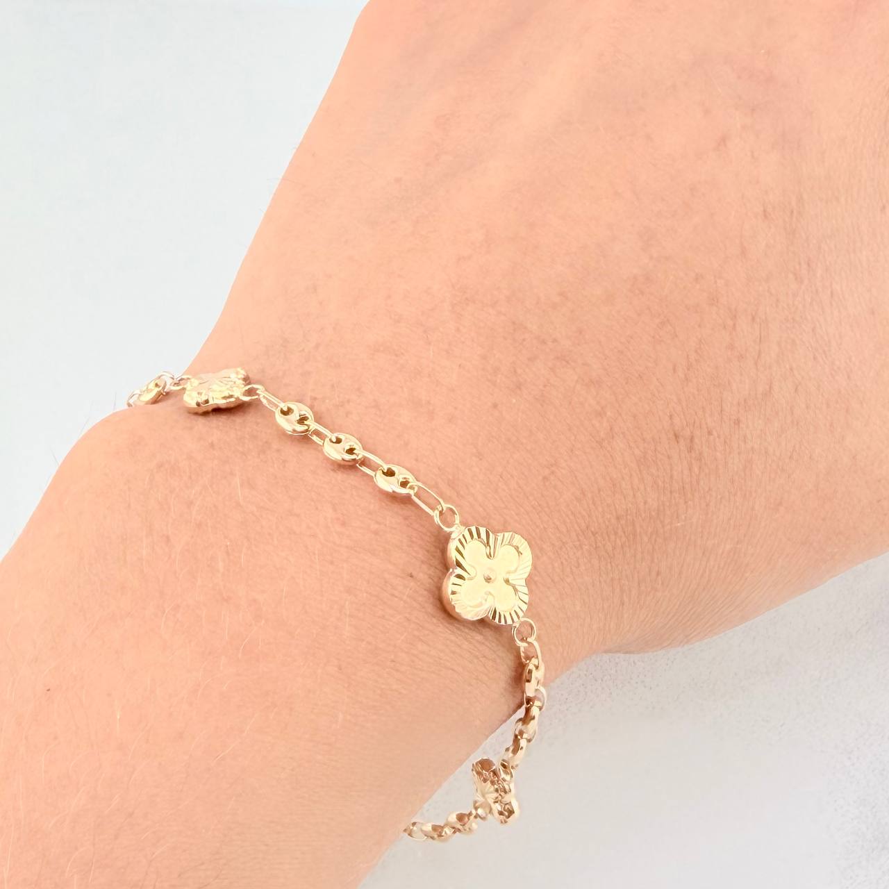 Bracelet GC Clover Diamond Cut 3.15g / 7 1/4 in / 1.65mm 18K Yellow Gold