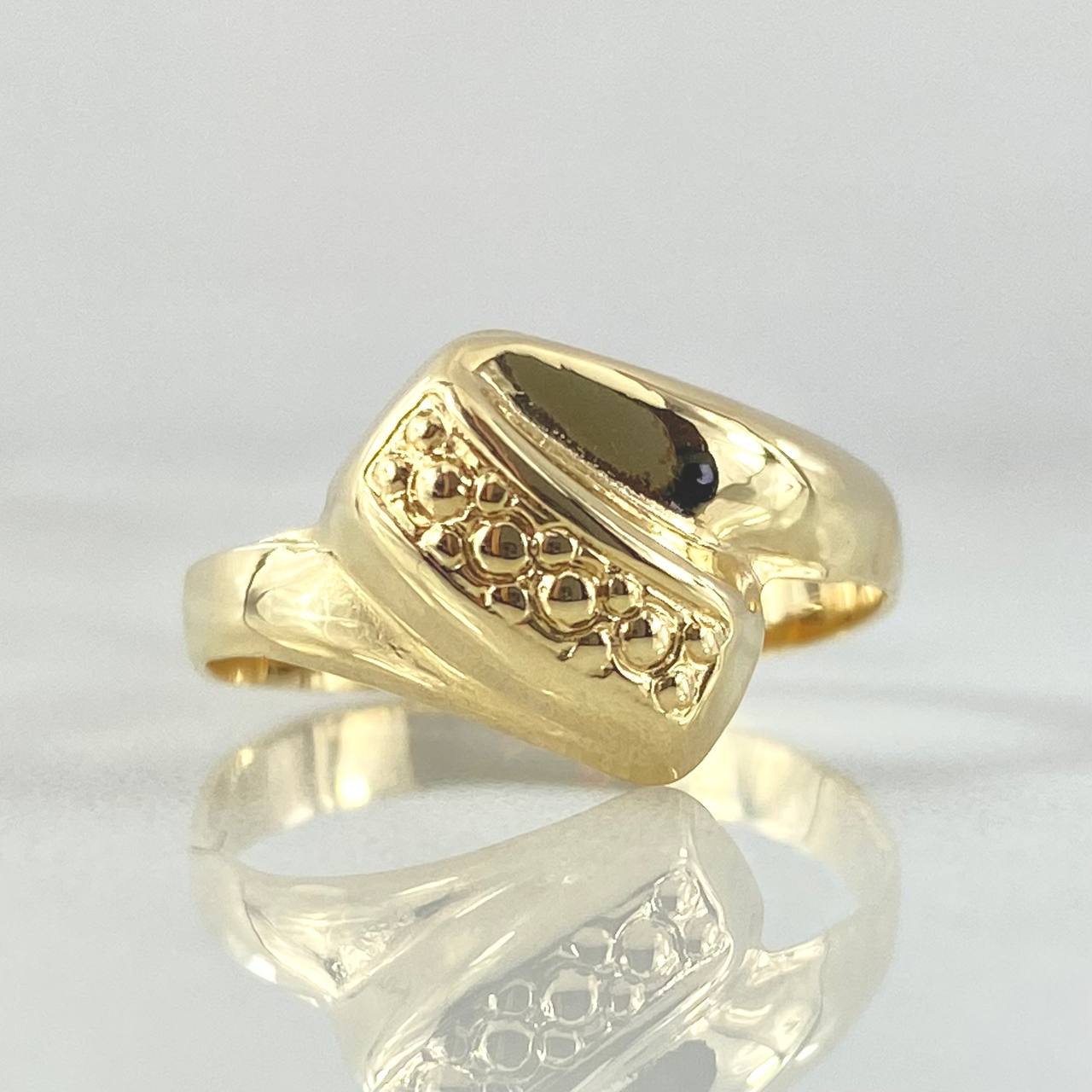 Parallel Dotted Ring 1.5gr / Size 7 1/4 / 18K Gold ©