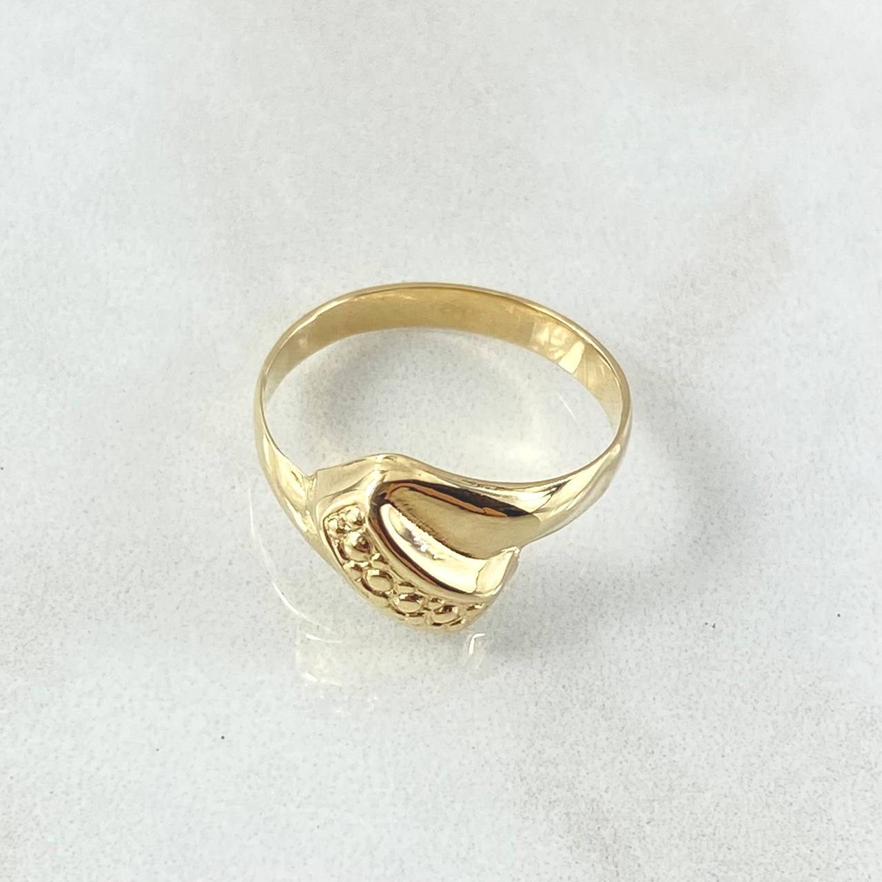 Anillo Paralelo Punteado 1.55gr / T7 / Oro 18K -