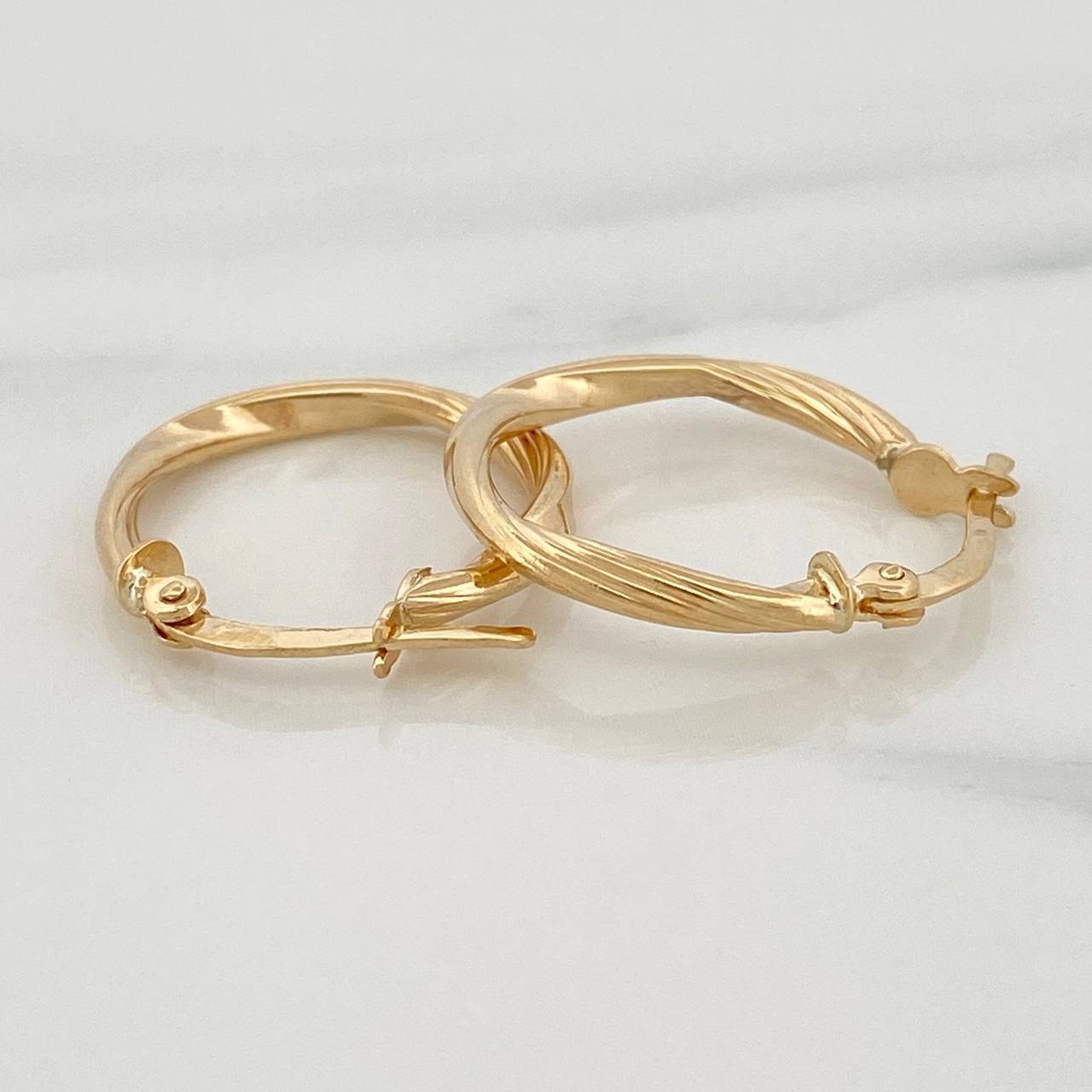 Candongas Mai 1.75 g / 3/4 in Oro Amarillo 18K