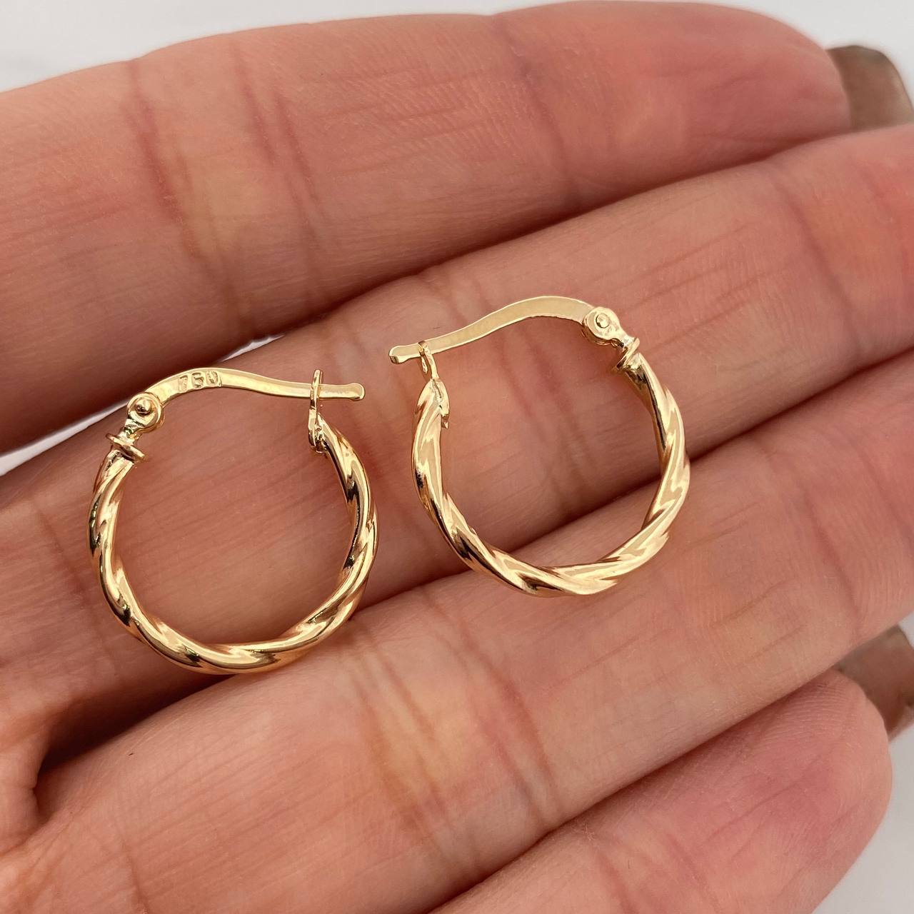 Candongas Mary 1.2 g / 3/4 in Oro Amarillo 18K