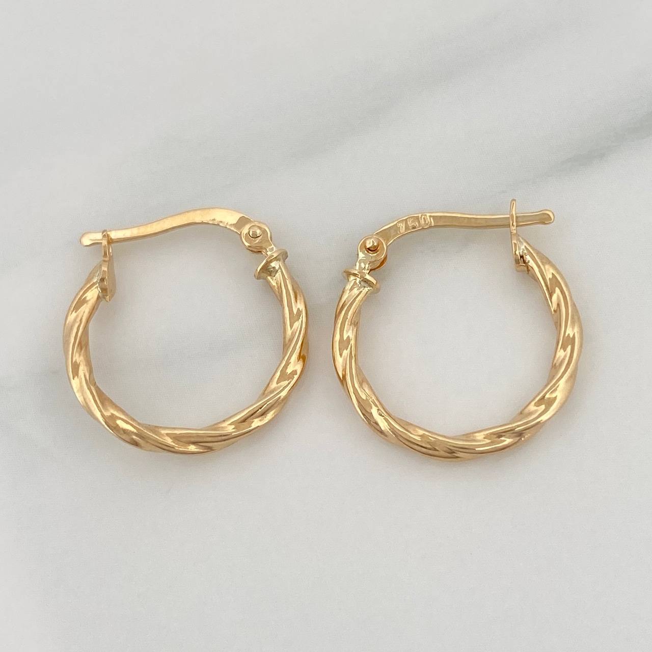 Candongas Mary 1.2 g / 3/4 in Oro Amarillo 18K