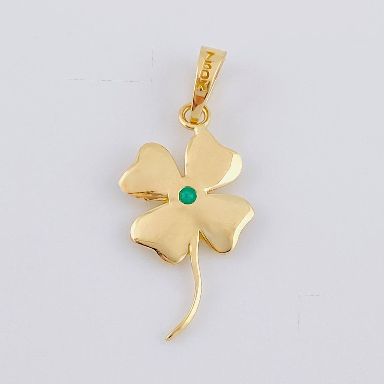 Dije Flor Trebol 12Pts 1.3 g / 1 in Oro Amarillo 18K