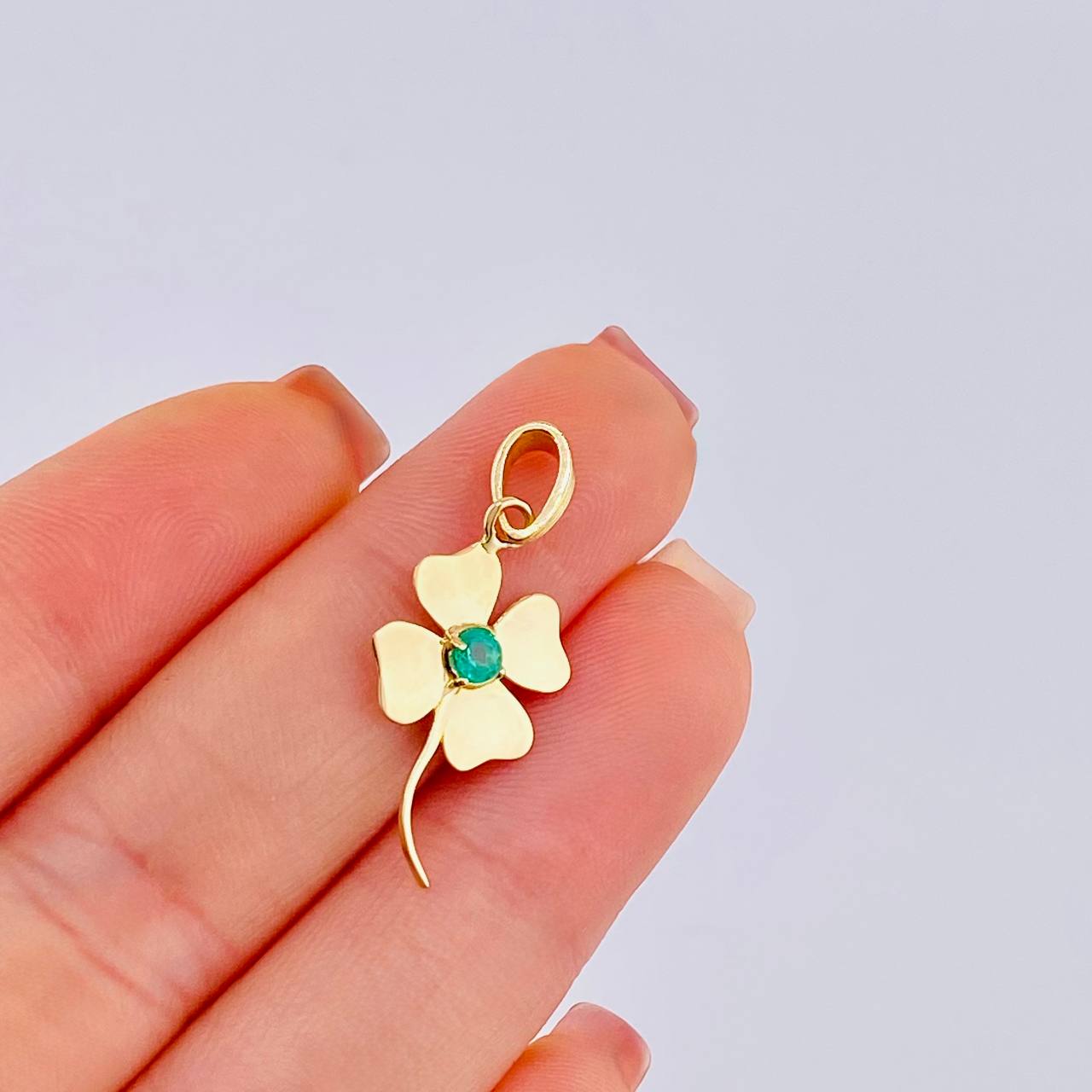 Dije Flor Trebol 12Pts 1.3 g / 1 in Oro Amarillo 18K