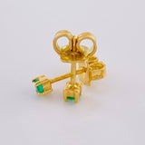 Four-Prong Emerald Stud Earrings 12Pts 1.15 g / in / 2.8 mm 18K Yellow Gold