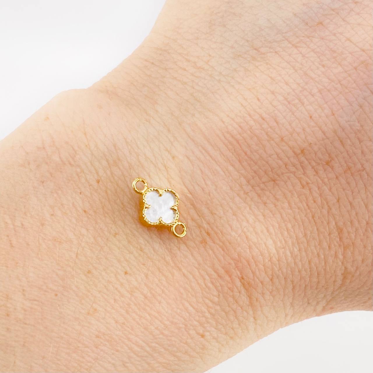 Herraje Trebol 0.5 g / 1/2 in Oro Amarillo 18K