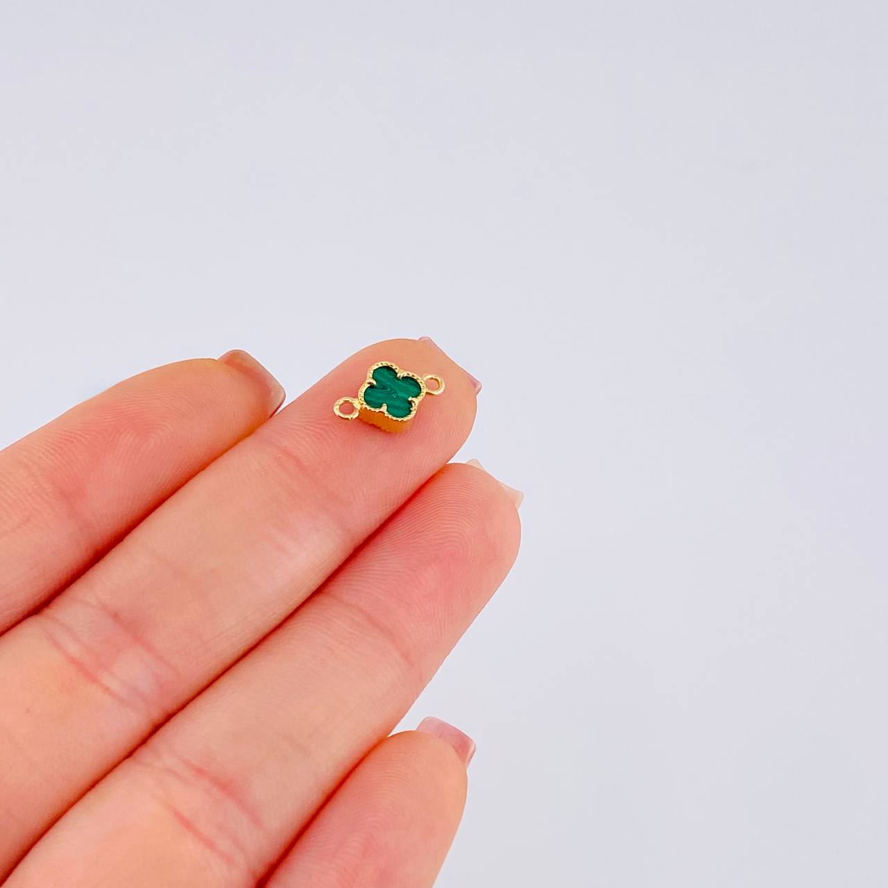 Herraje Trebol 0.5 g / 1/2 in Oro Amarillo 18K