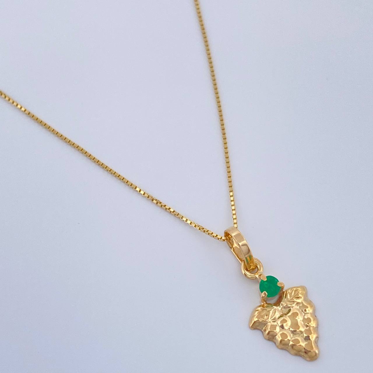 Venetian Set+ Grape Emerald 04 Pts 1.4gr / 19 3/4 in / 0.5mm Yellow Gold 18K %