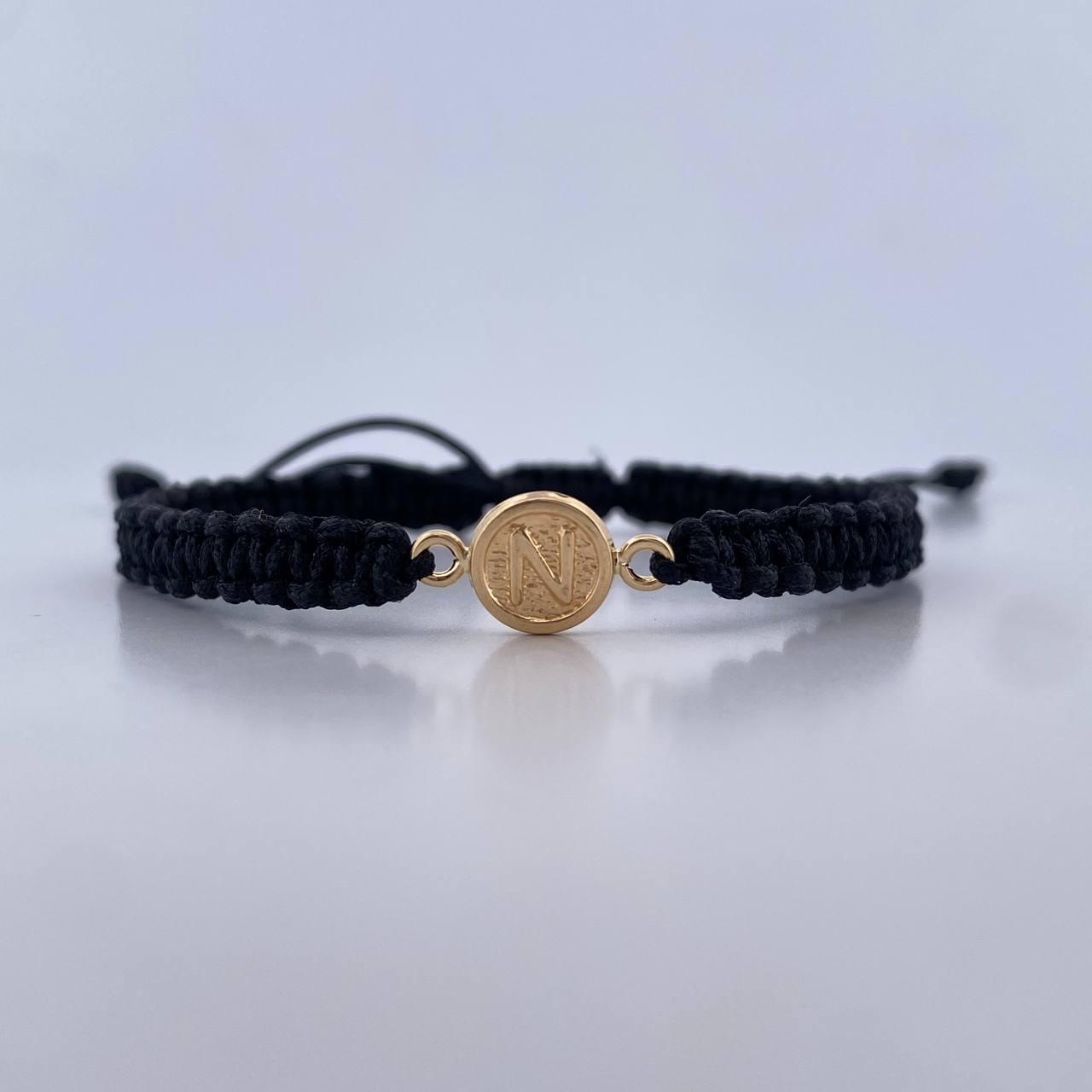Pulsera Negra Letra N 0.4gr / Oro Amarillo 18K &