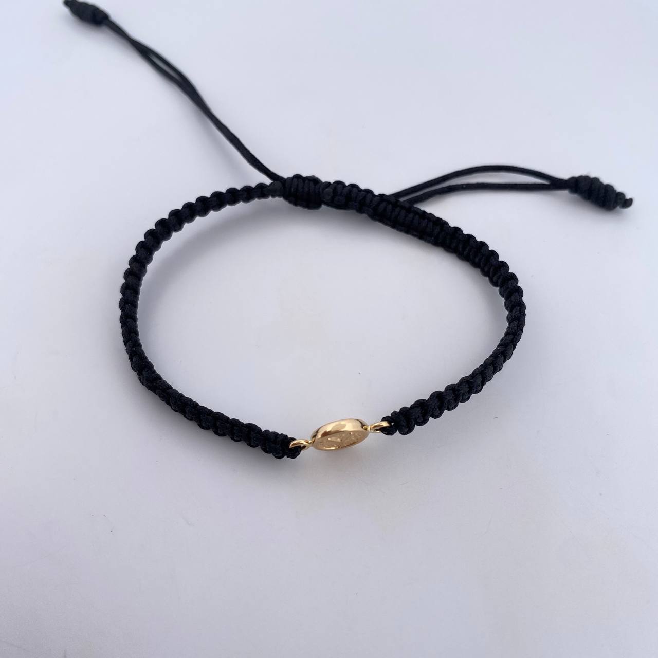 Pulsera Negra Letra Y 0.4gr / Oro Amarillo 18K &