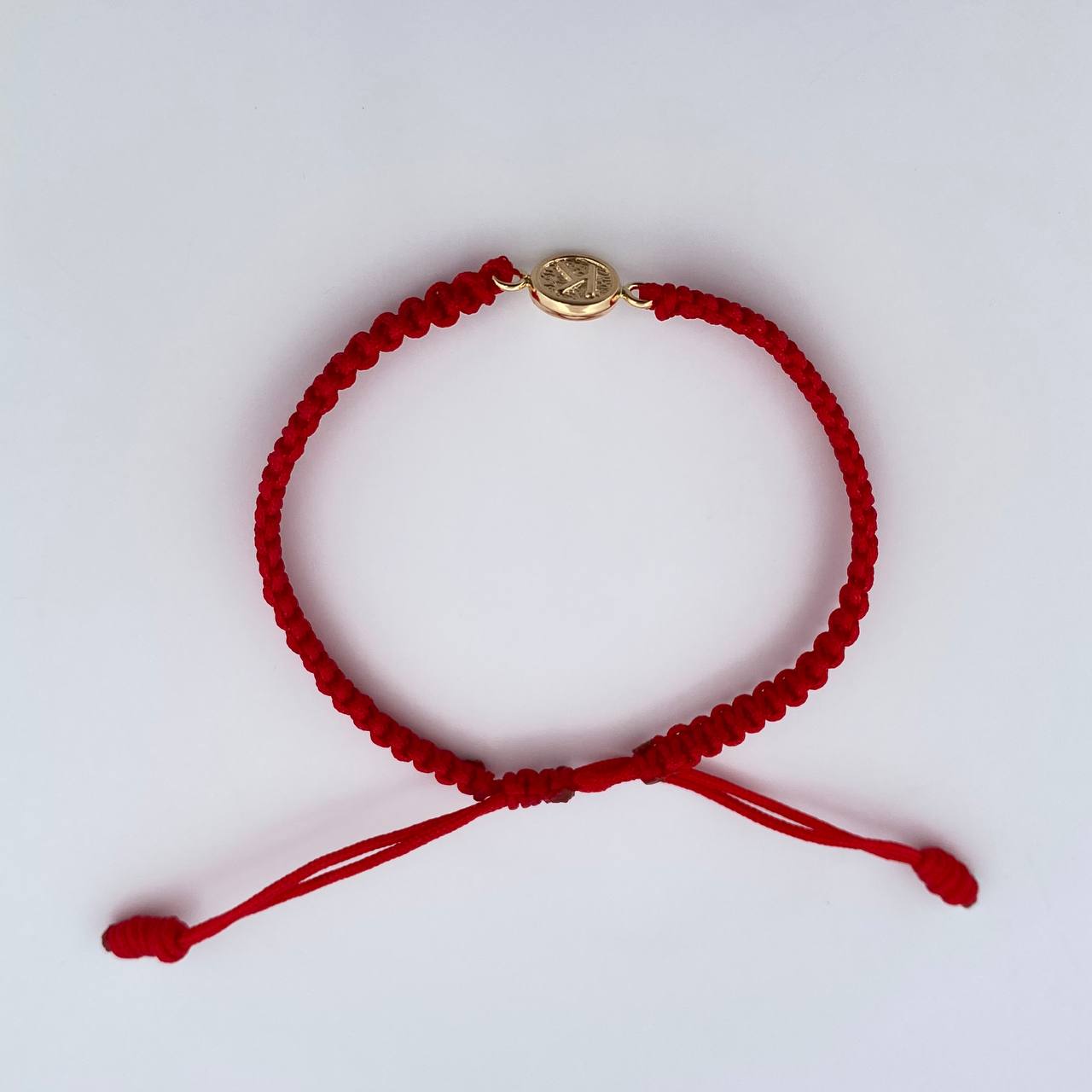 Pulsera Roja Letra K 0.4gr / Oro Amarillo 18K &