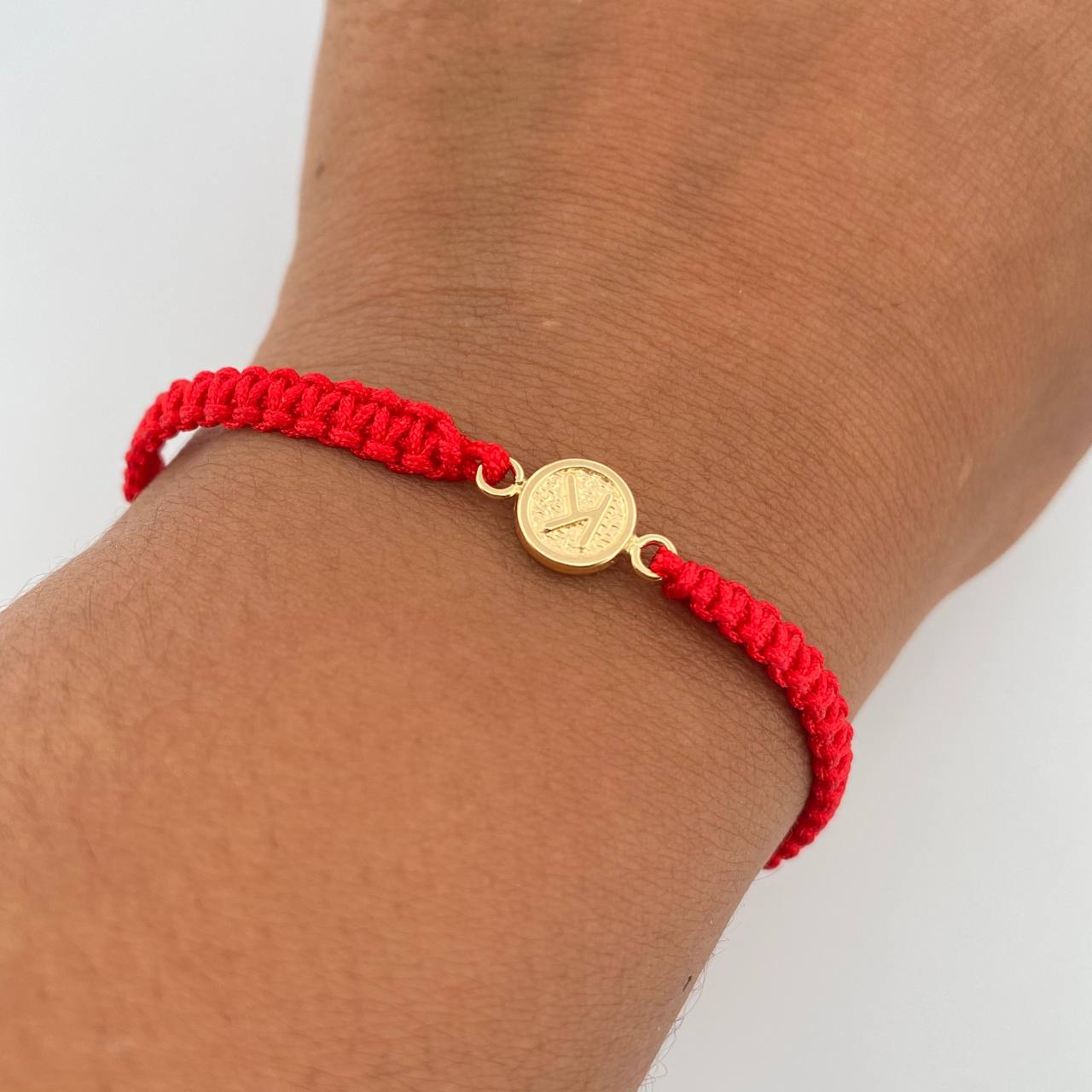 Pulsera Roja Letra K 0.4gr / Oro Amarillo 18K &