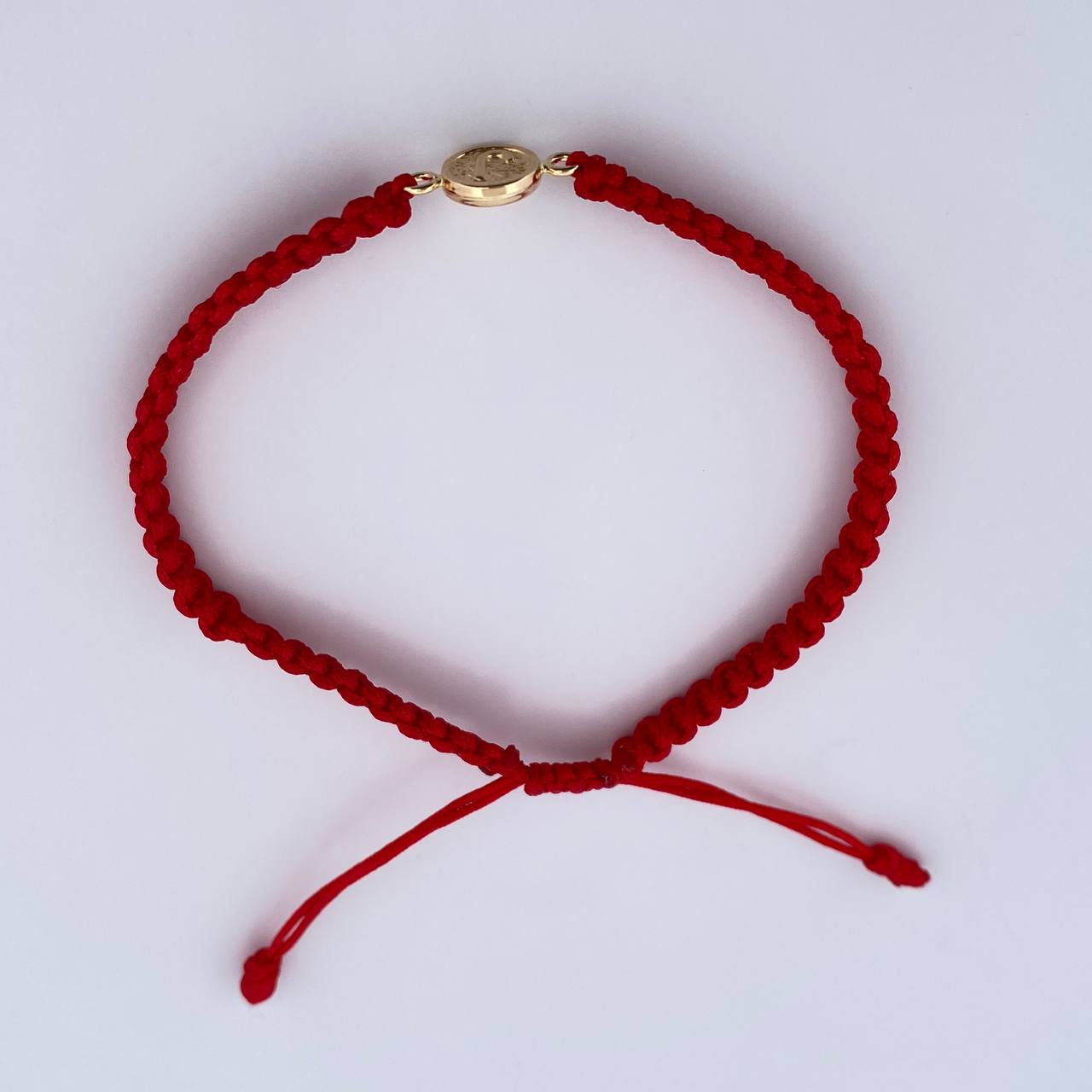 Red Bracelet Letter J 0.4gr / 18K Yellow Gold &