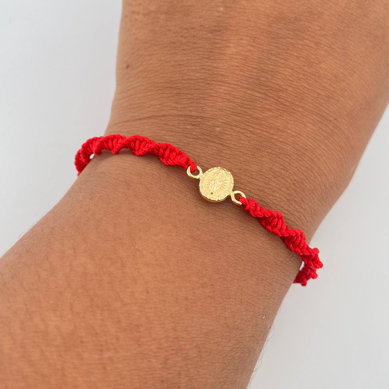 Pulsera Roja Virgen Guadalupe 0.4gr / Oro Amarillo 18K &
