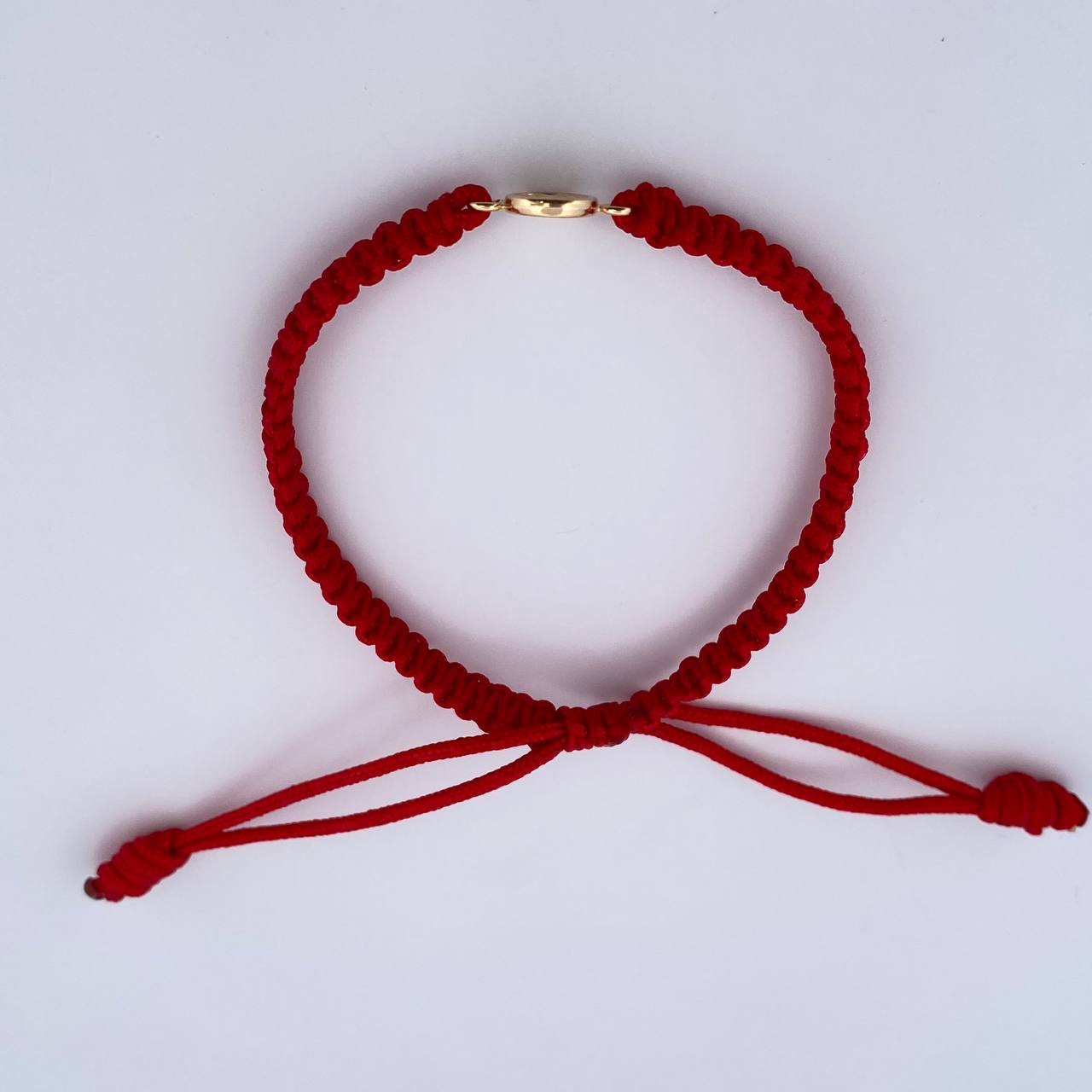 Pulsera Roja Letra W 0.4gr / Oro Amarillo 18K &