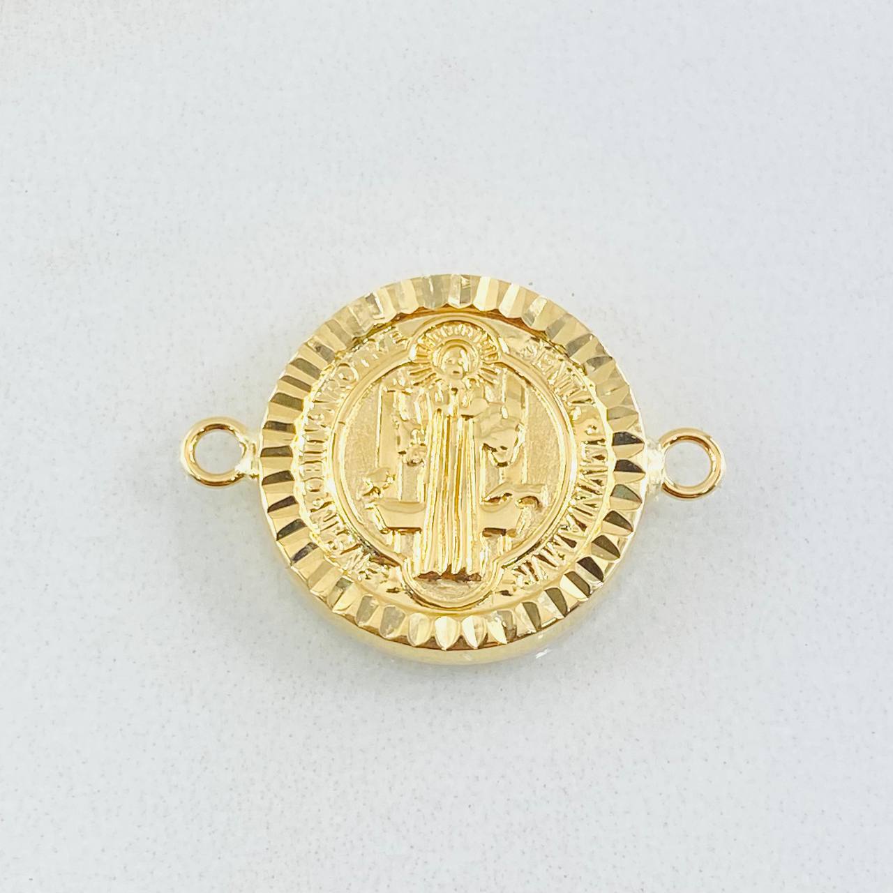 Herraje San Benito 1.55gr / 3/4 in / Oro Amarillo 18K ©