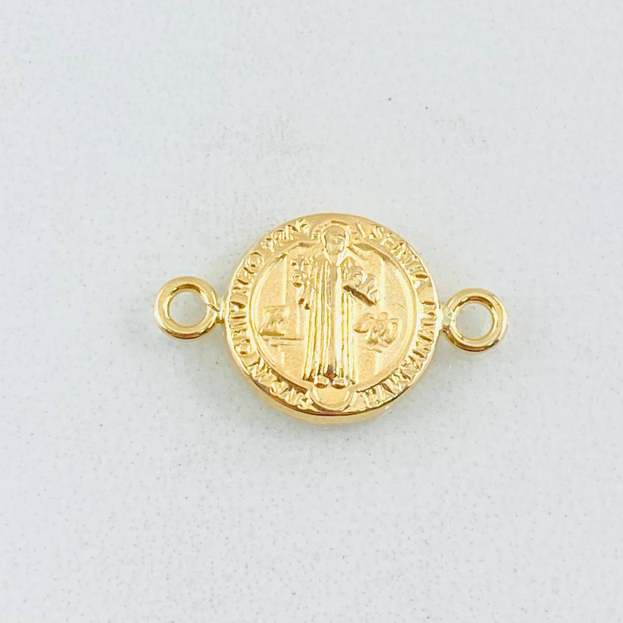 Herraje San Benito 0.55gr / 3/4 in / Oro Amarillo 18K ©