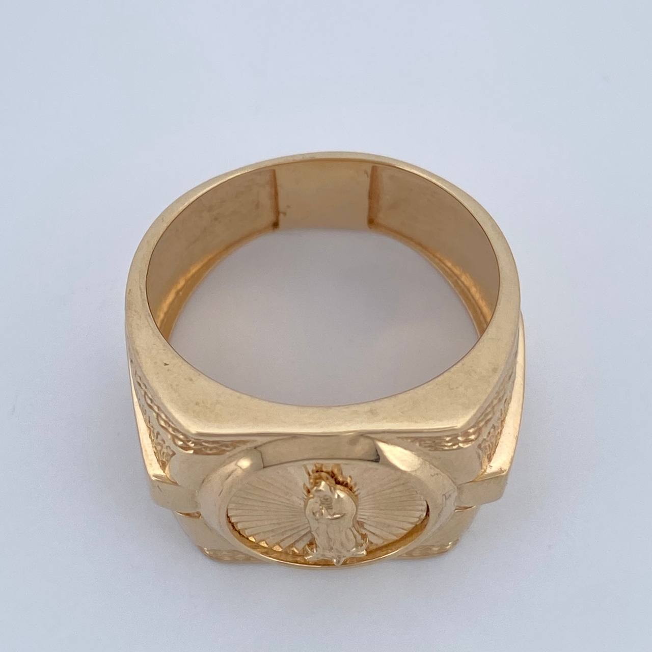 Virgin Guadalupe Ring 7.7gr / Size 9 1/4 / 18K Gold $