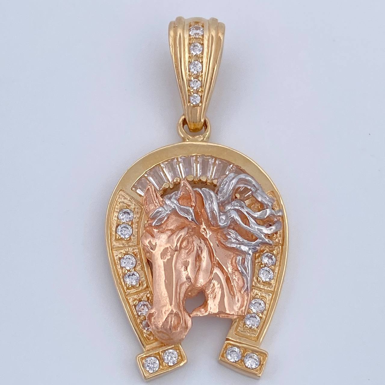 Pendant Horseshoe Horse 9.75gr / 4.2cm (1.7in) / 18K Gold $