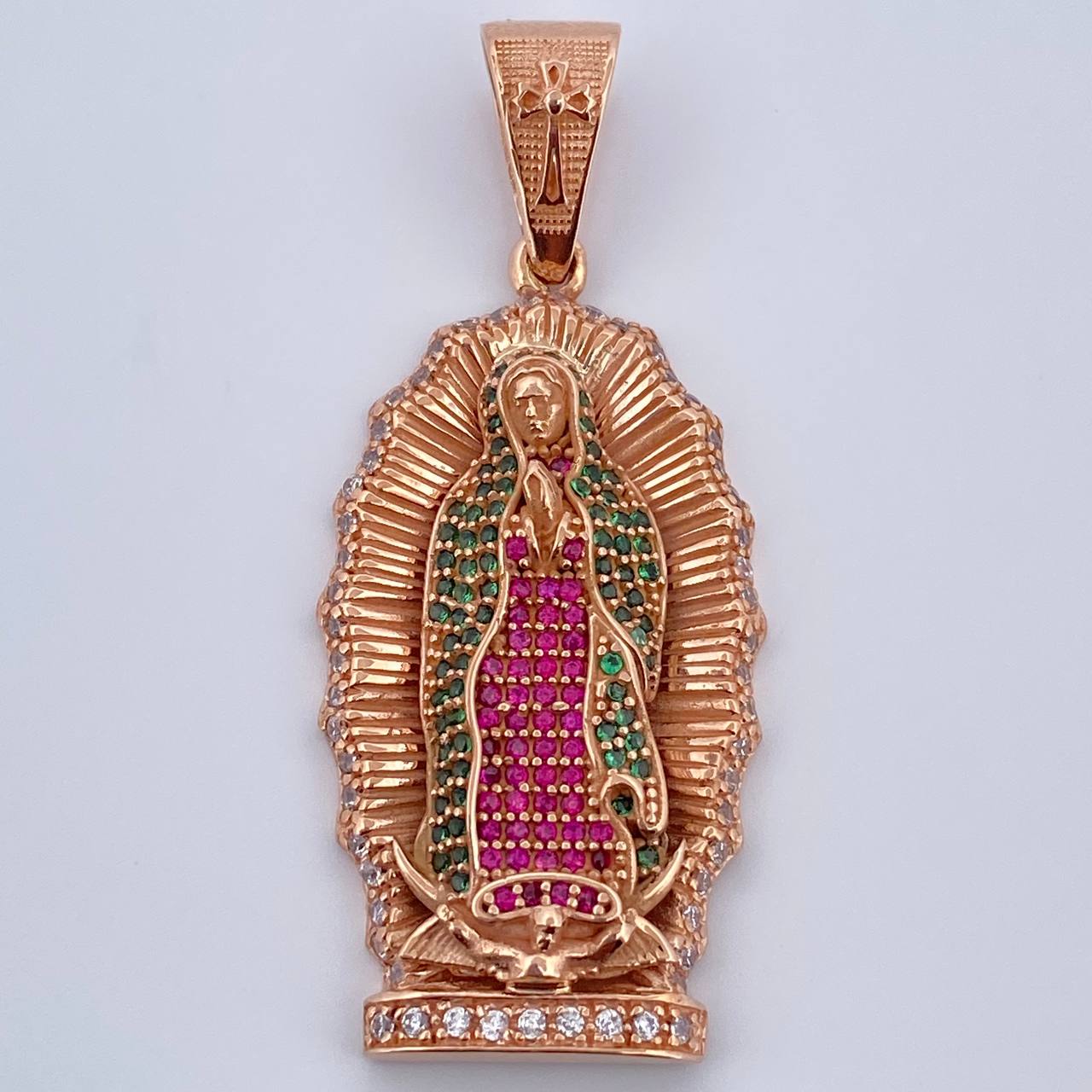 Pendant 10gr / 4.8cm (1.9in) / 18K Gold $