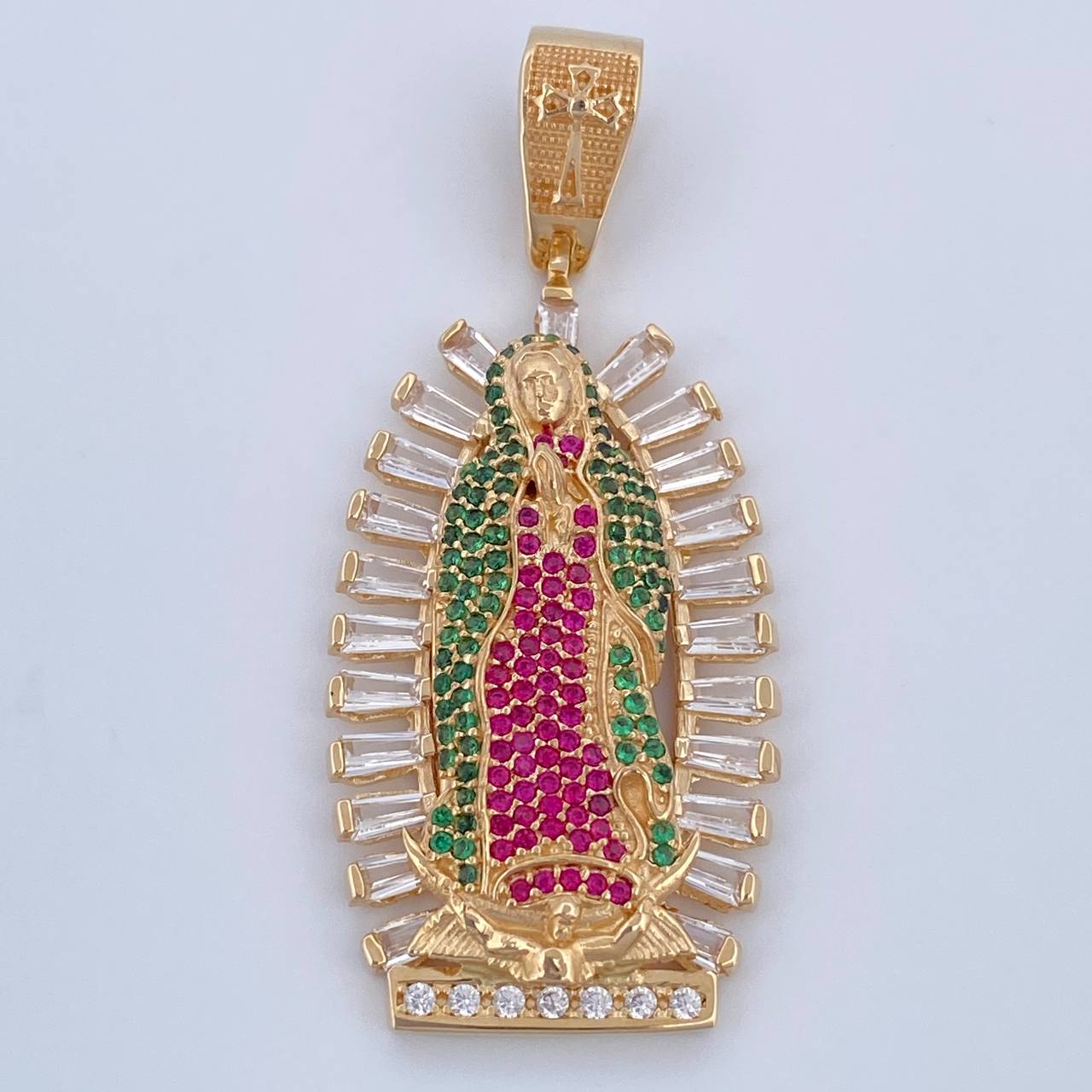 Pendant 11.35gr / 5cm / 18K Gold $
