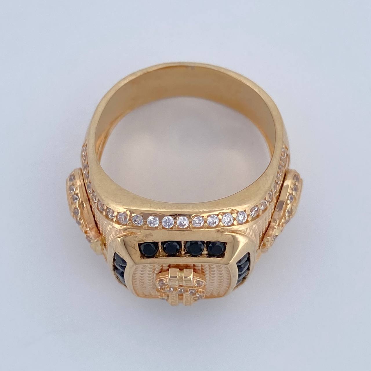 Sign Ring Weight 14.45gr / Size 10 3/4 / 18K Gold $