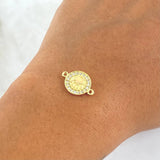Charm Circular Crown Dense 1.45g / 3/4 in 18K Yellow Gold