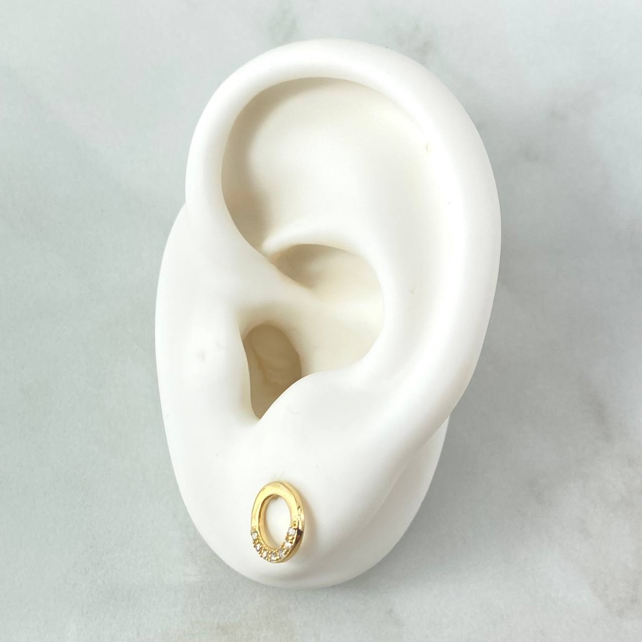Topos Aro Medio Tupido 1.15gr / 8mm Circones Blancos Oro Amarillo 18K *