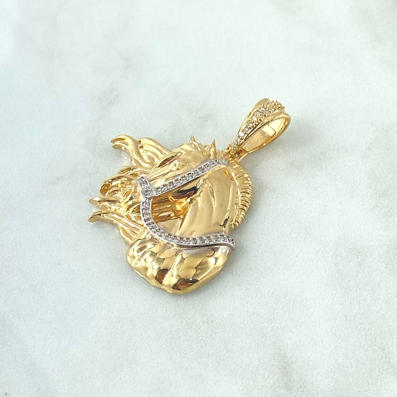 Dije Cabeza Caballo 11.85gr / 4.3cm / Circones Blancos Dos Oros Amarillo Blanco 18K