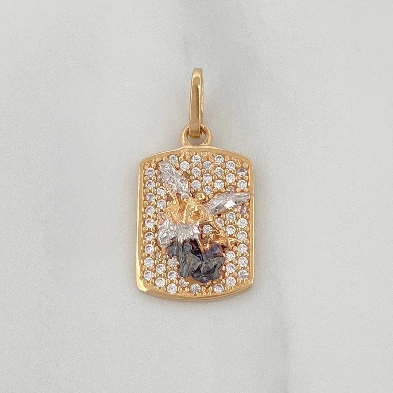 Dije Placa San Miguel Arcangel 2.15 g / 3/4 in Tres Oros 18K