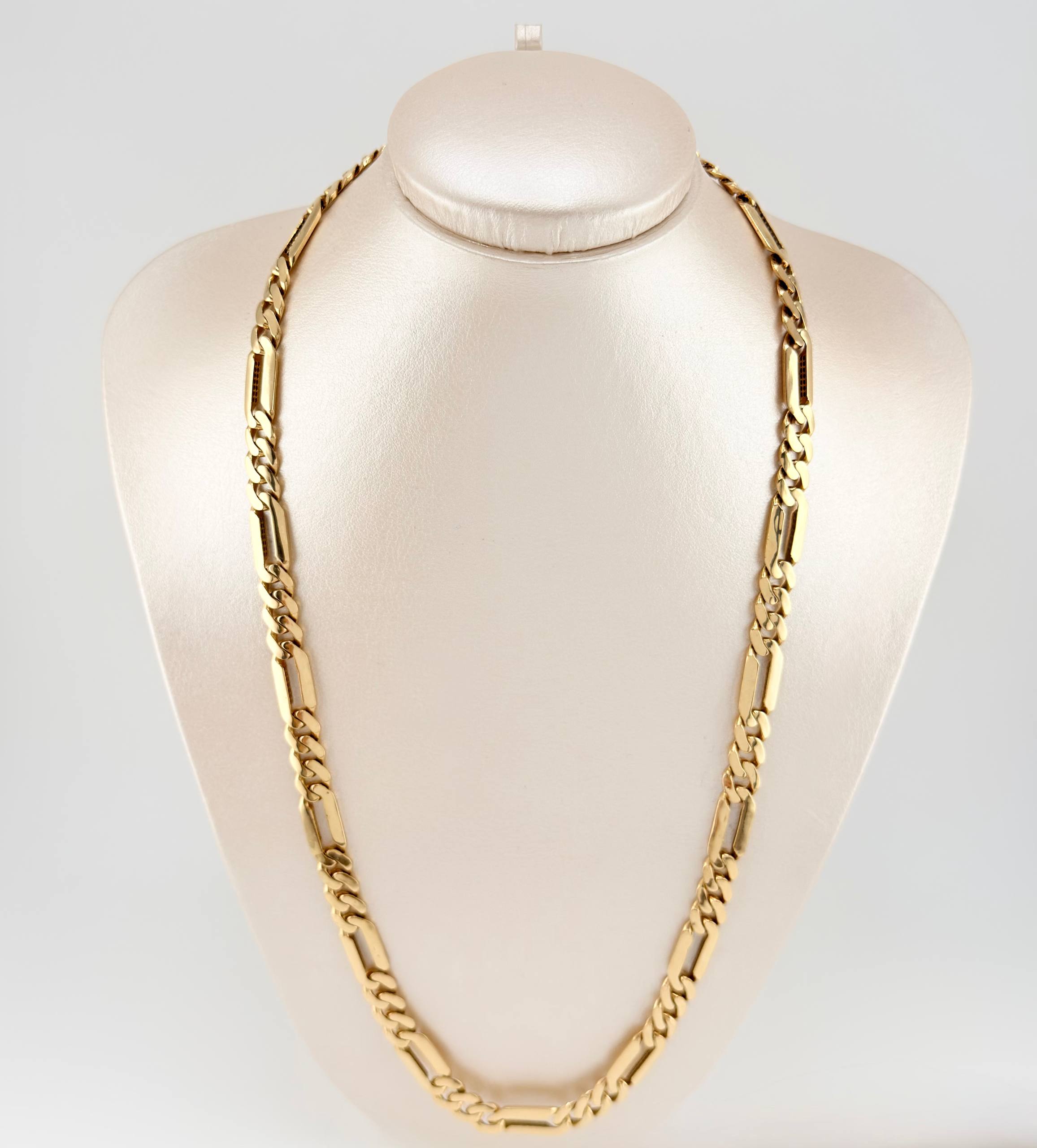 Cadena Figaro 33.95gr / 23 1/2 in / 8mm Oro Amarillo Nac.Esp. 18K ©