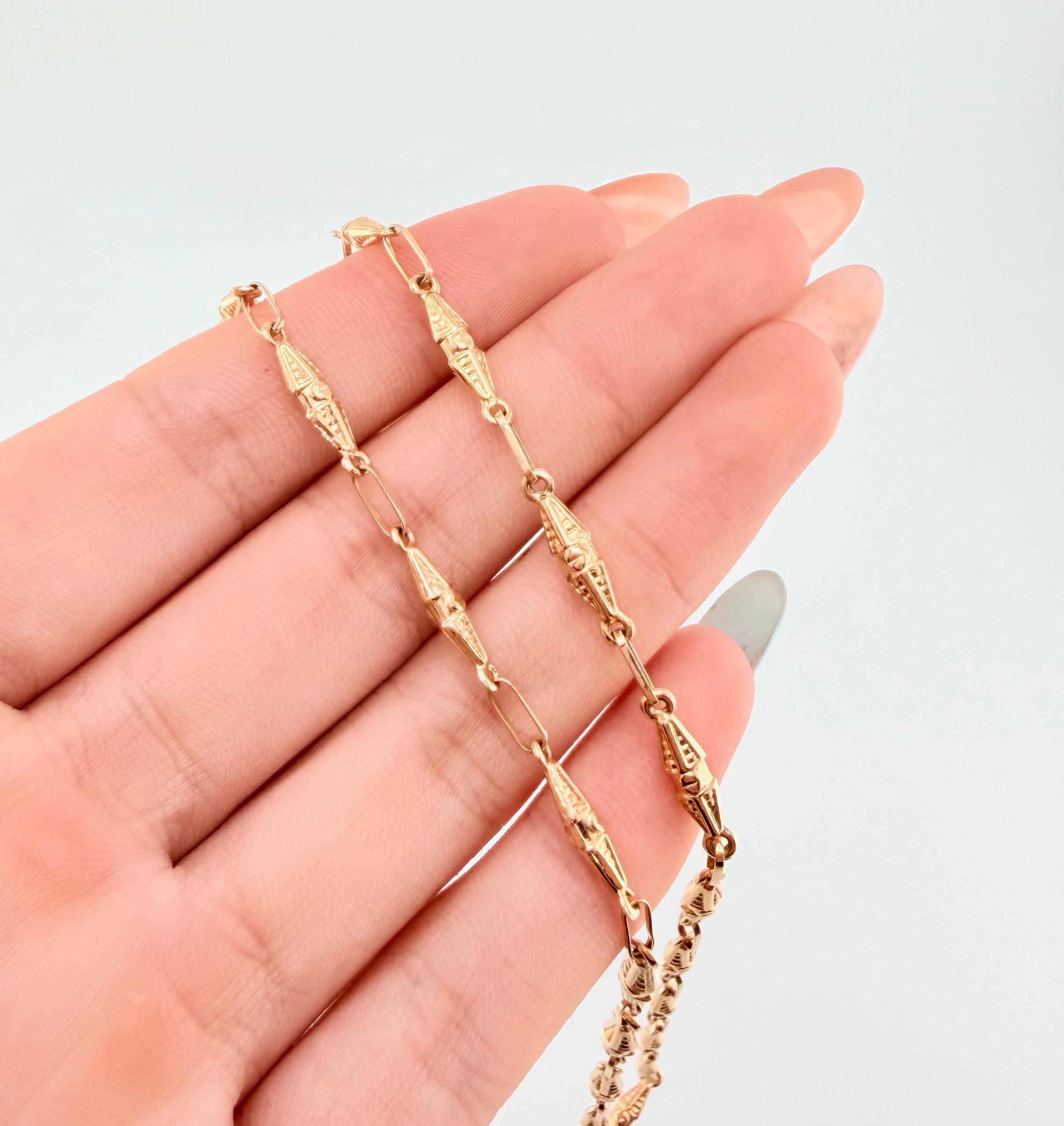 Cadena Rustico Dubai 8.55gr / 23 1/2 in / 3mm Oro Amarillo 18K ©