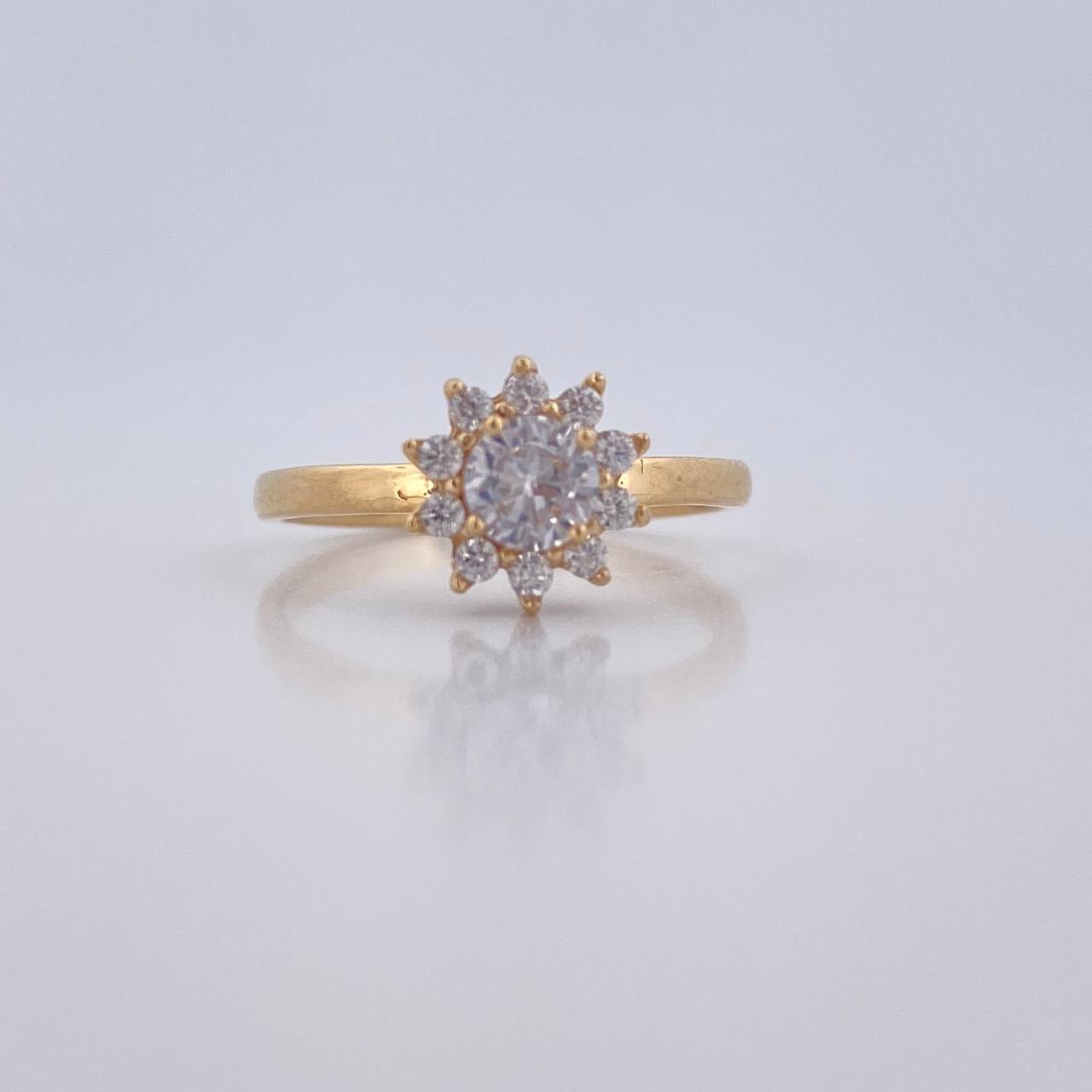 Anillo Flor de Loto 2.8gr / T6 / Oro 18K &