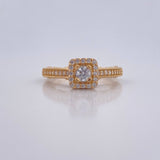 Square Halo Ring 3.45gr / Size 5 1/4 / 18K Gold &