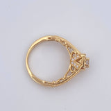 Square Halo Ring 3.45gr / Size 5 1/4 / 18K Gold &