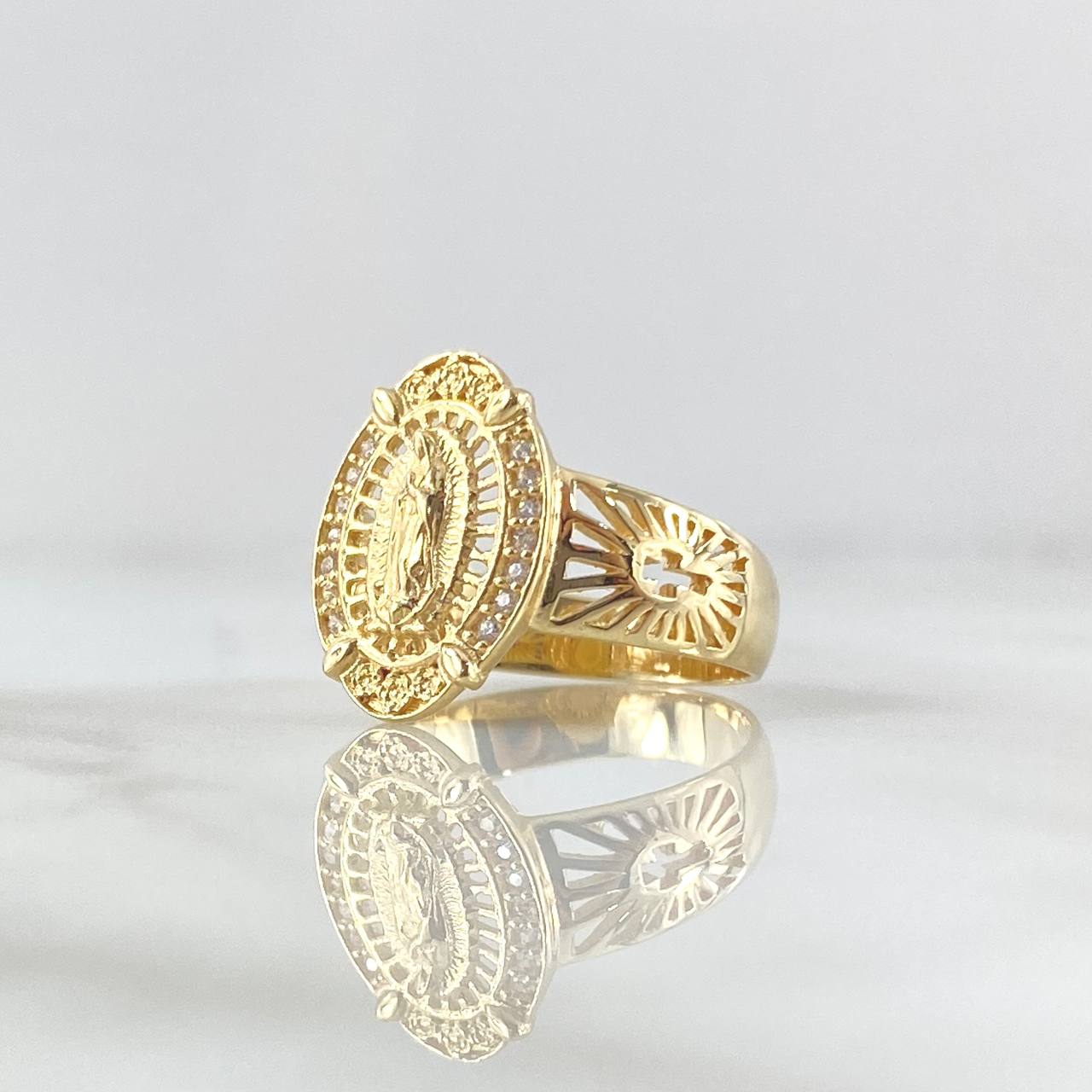 Anillo Virgen Guadalupe Marco Filigrana 3.7gr / T6 1/2 / Circones Blancos Oro Amarillo 18K *