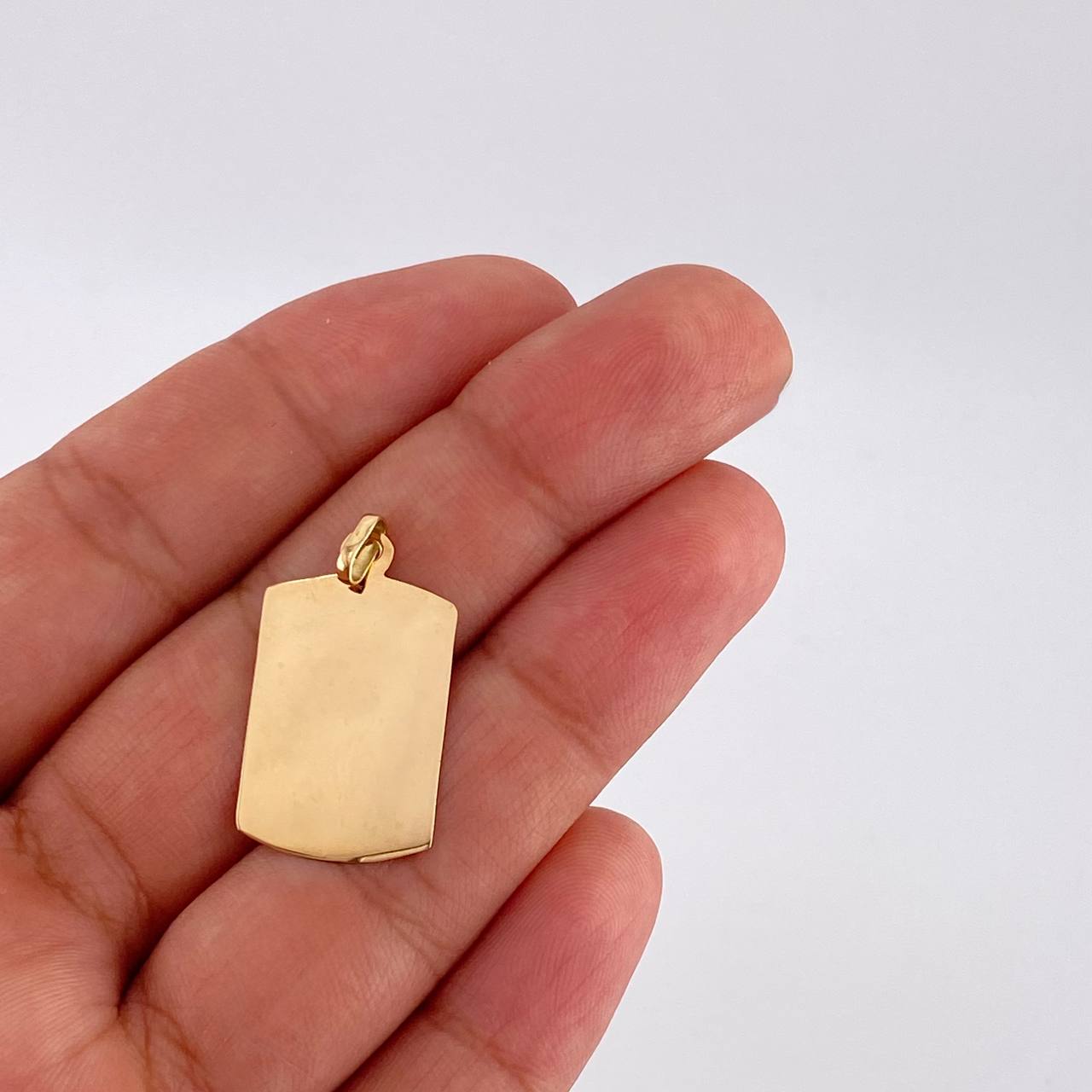 Dije Placa Rectangular Ovalada 1.45 g / 1 1/4 in Oro Amarillo 18K