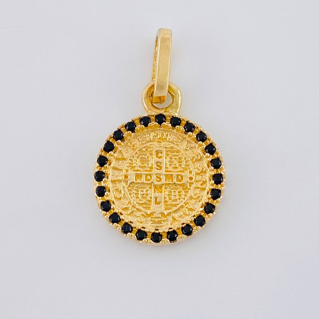 Dije Medalla San Benito Doble Faz 2.05 g / 3/4 in Oro Amarillo 18K