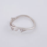Anillo Ramillete Hojas 1.9 g / T6 Oro Blanco 18K