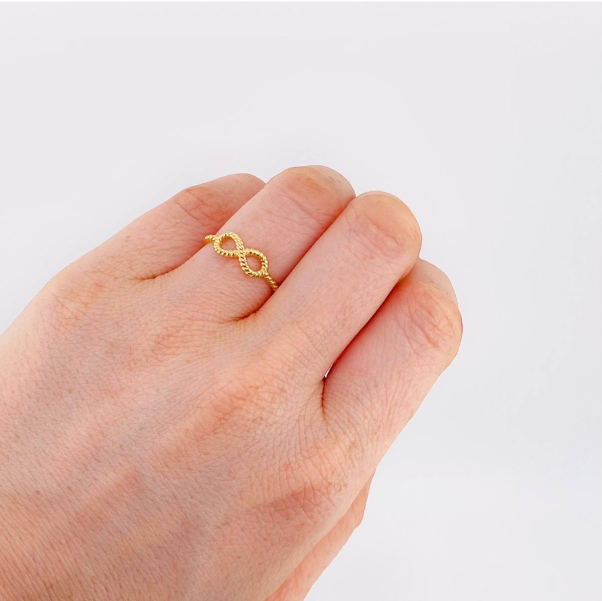 Anillo Burbuja Infinito 1.6 g / T6 1/4 Oro Amarillo 18K